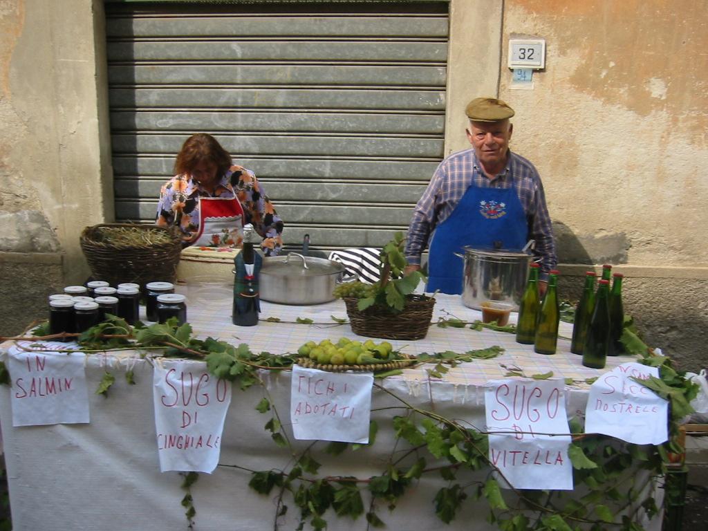 Mercatino (9).JPG